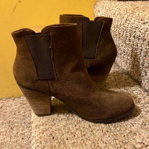 Vince Camuto Suede boot heels